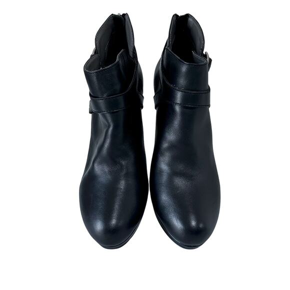 ADRIENNE VITTADINI Leather 9M Sexy Buckle Ankle Boots Black 4" Heel Zipper - Picture 4 of 8
